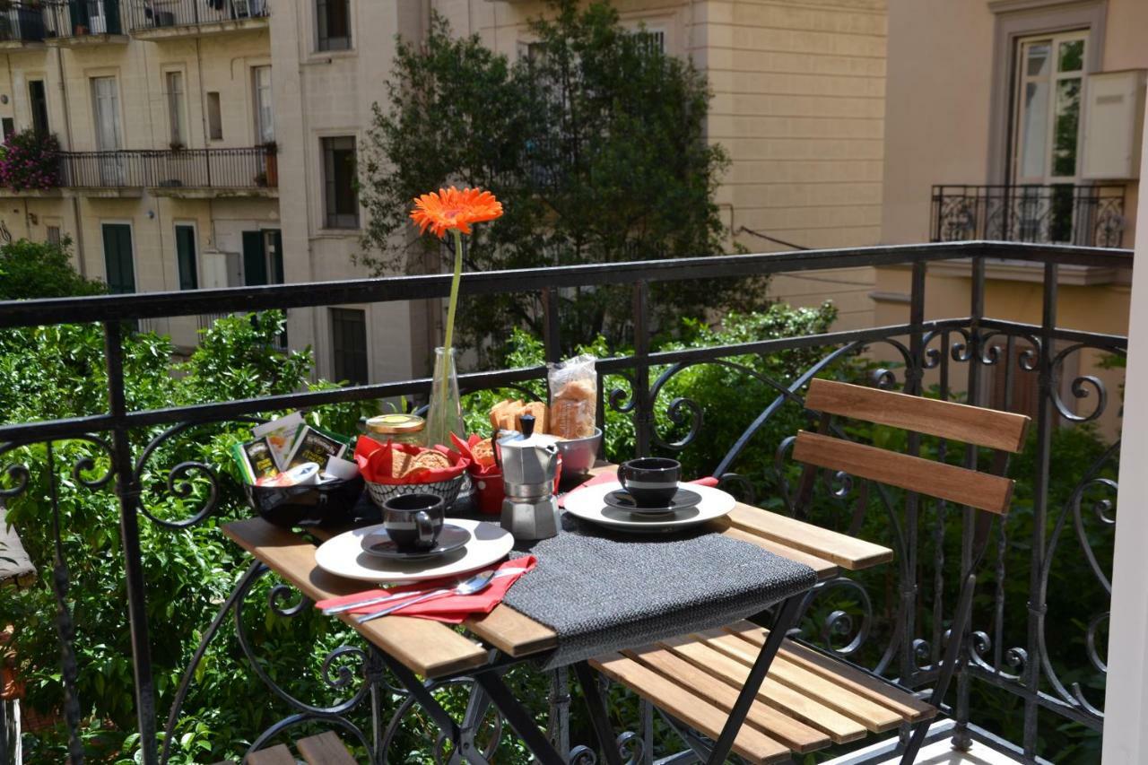 Casa Arcoiris Apartment เนเปิลส์ ภายนอก รูปภาพ